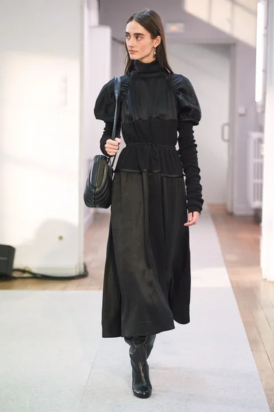 Look 22